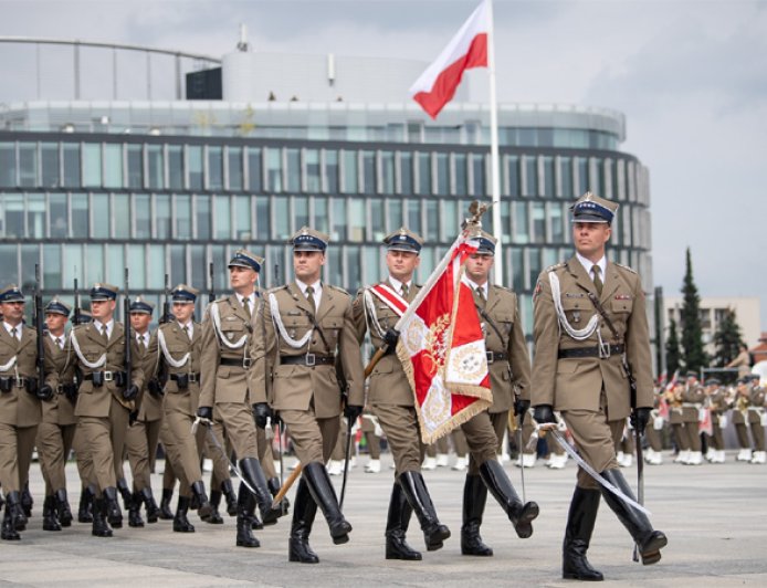 In the times of war: How Poland is preparing its people for an unwarranted crisis