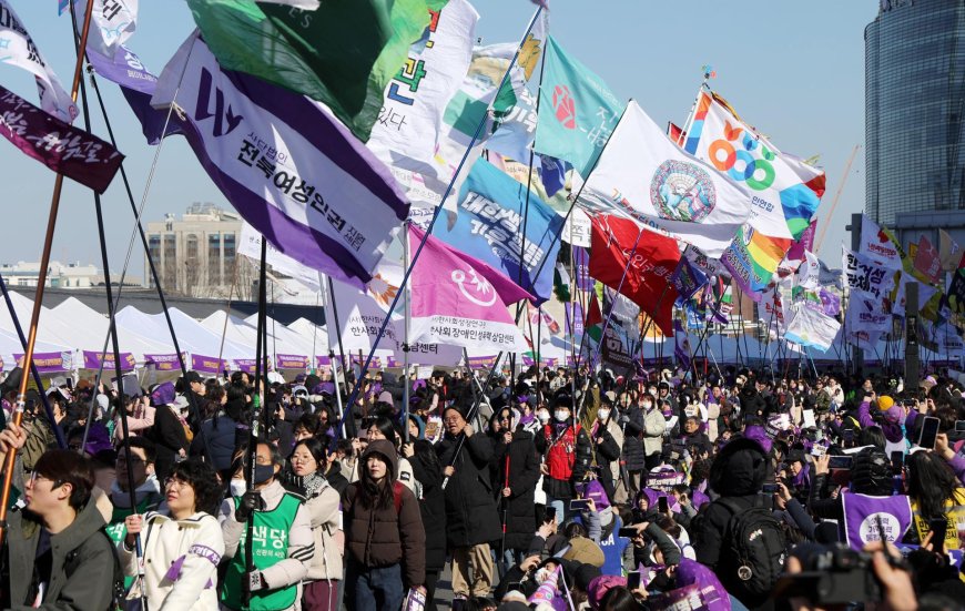 Korea marks Int’l Women’s Day with gender equality rally