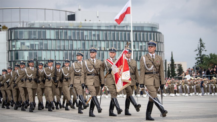 In the times of war: How Poland is preparing its people for an unwarranted crisis